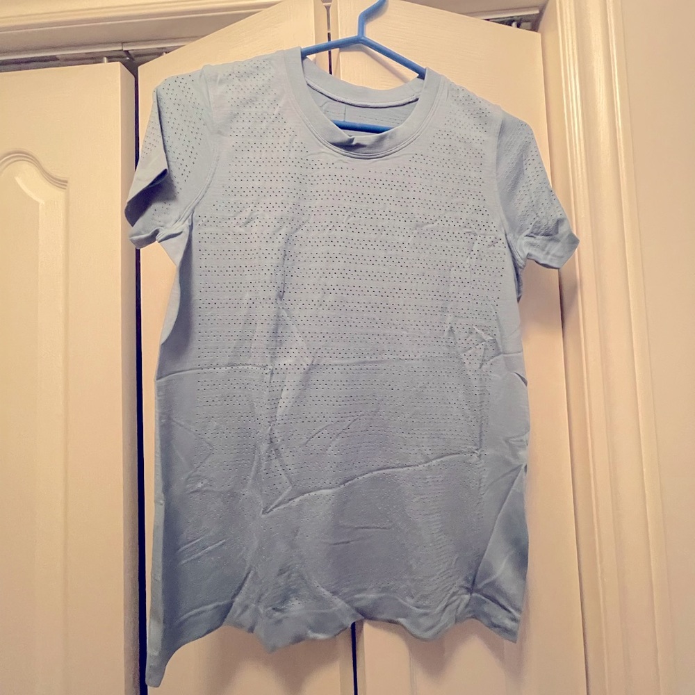 Blue short sleeve Lululemon t shirt